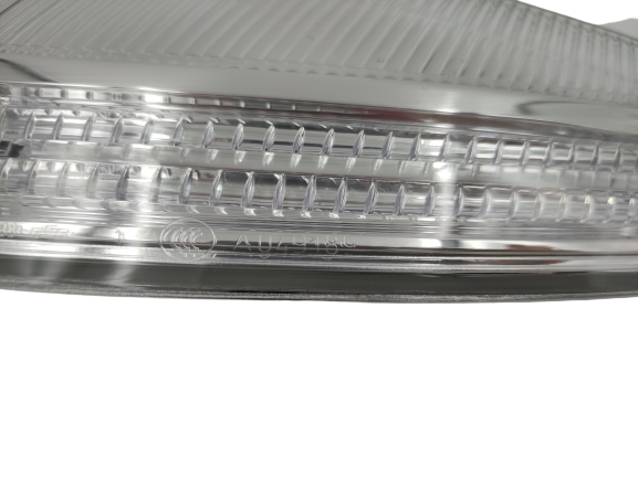 MERCEDES LEFT SIDE LIGHT C CLASS FROM 2007 TO 2014 - A2048200721