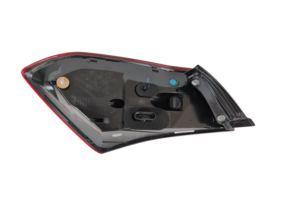 MASERATI GHIBLI Original Exterior Taillight DX 670008481